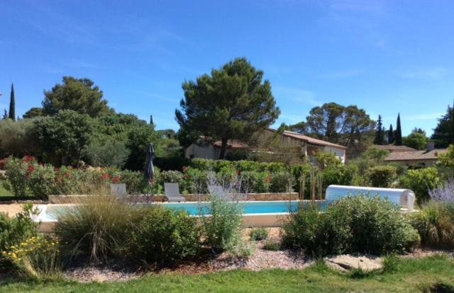 Mazet De La Lavande Uzes Luaran gambar